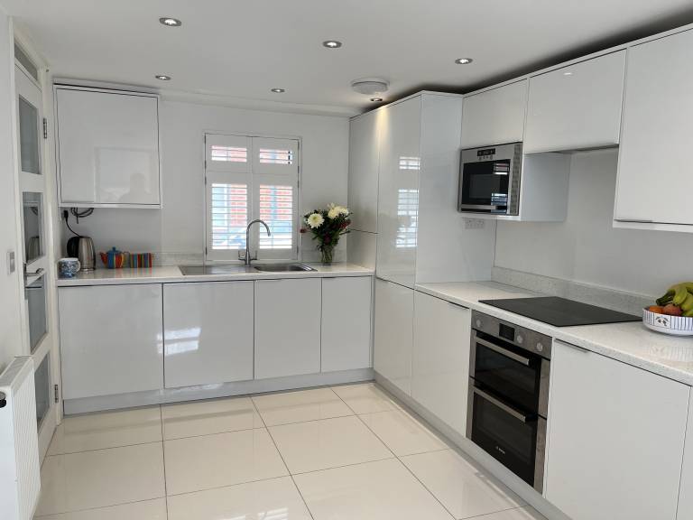 23 Millhams Street — photo 5