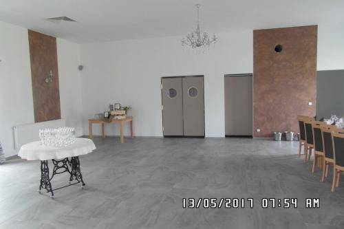 Farm with pool, yard & BBQ in Opole