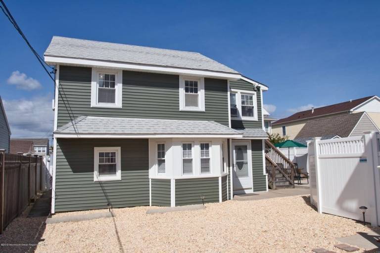 House Lavallette