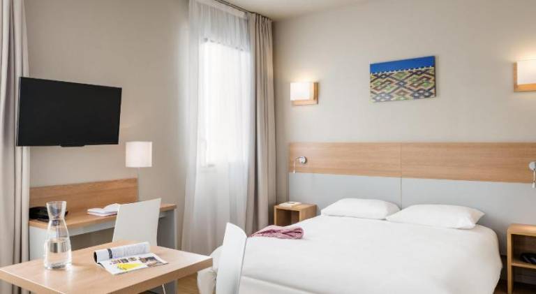 Aparthotel Adagio Access Dijon Republique in Chenove
