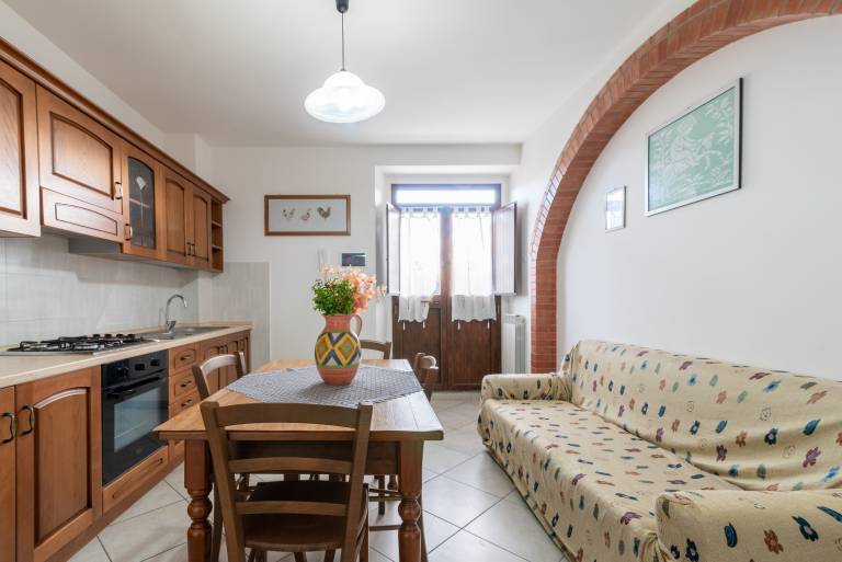 Apartment "Papà Giuseppe Grande" with Shared Pool & Wi-Fi in Cortona