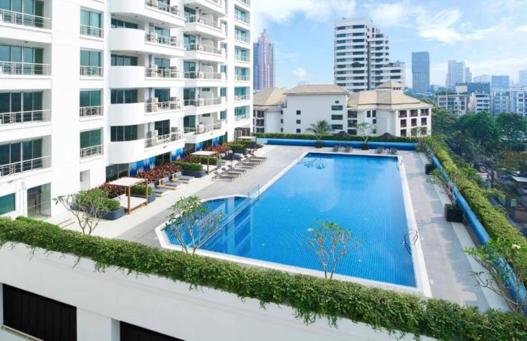 Condo Phrom Phong