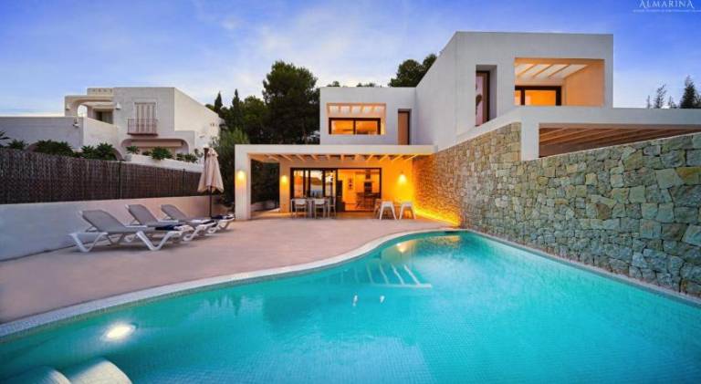 Big villa with pool | Close to the beach | Pets allowed in Mora