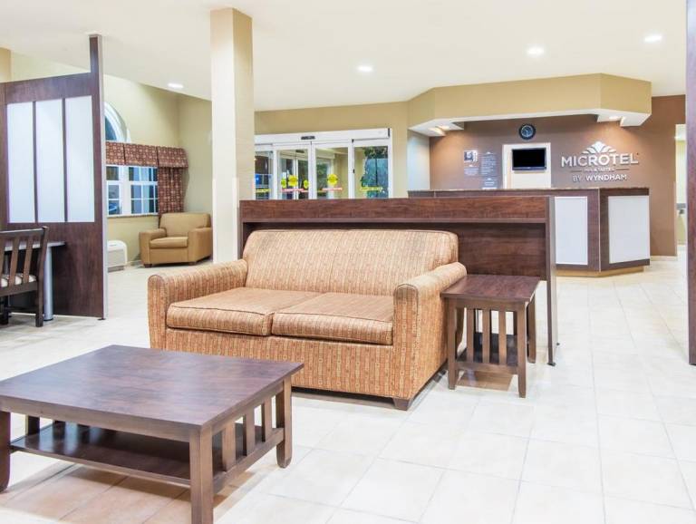 Microtel Inn & Suites by Wyndham Montgomery — photo 5