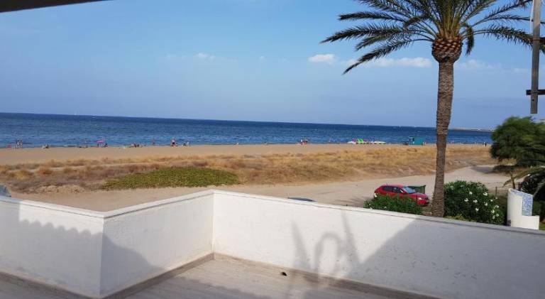 Vacation home with pool in Denia