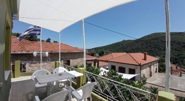 Rental apartment with 2 rooms for 5 persons — photo 3