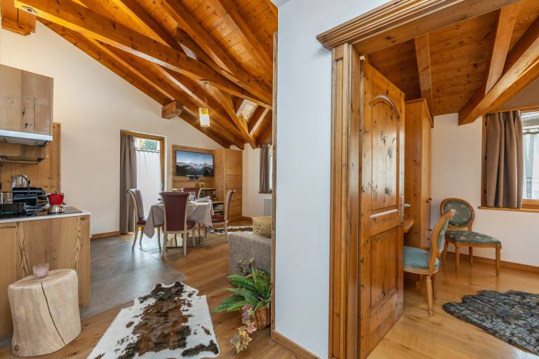 Chalet Mountain Plaza - Le atmosfere magiche del Trentino, il calore dello chalet di montagna - — photo 3