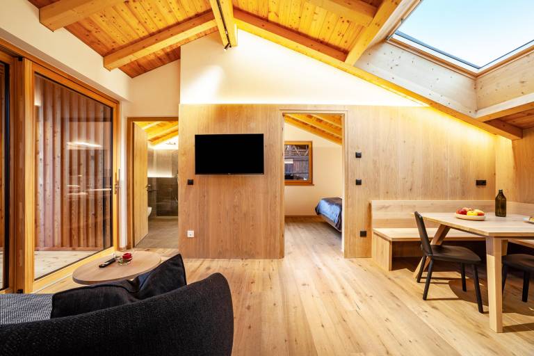 Apartment 'Huetterhof Herbischt' with Mountain View, Private Terrace and Wi-Fi in Marlengo