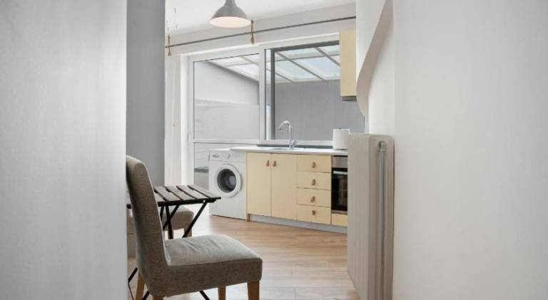 Athens Apartment on Lycabettus Hill with Rooftop View Access — photo 5