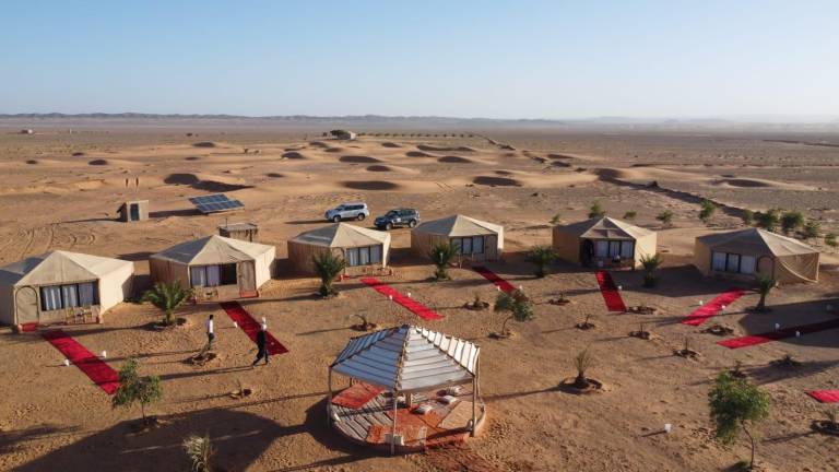 Charming tent with pool, patio & barbeque | Pets are welcome in Merzouga