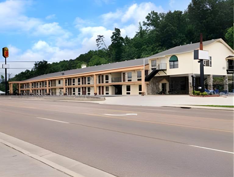 Clarion Pointe Kimball
