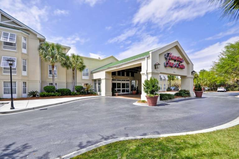 Hampton Inn & Suites Charleston/Mt. Pleasant-Isle of Palms in Mount Pleasant, SC