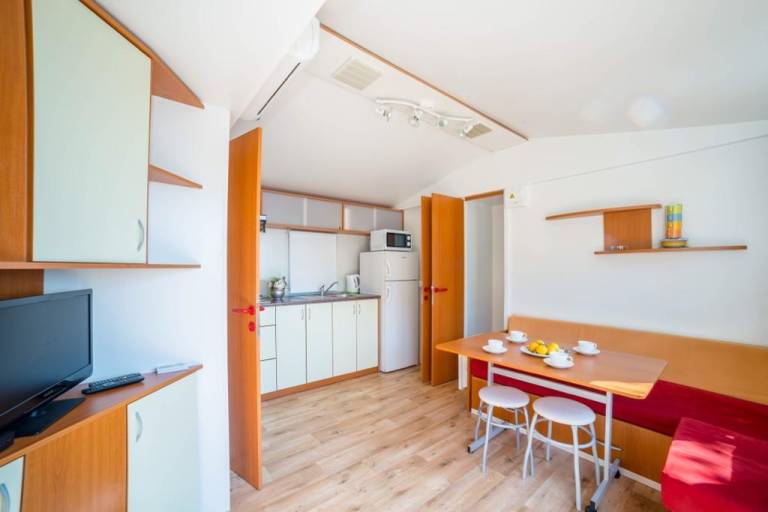 Two bedroom apartment with terrace and sea view Pakoštane, Biograd (A-18783-a) — photo 5