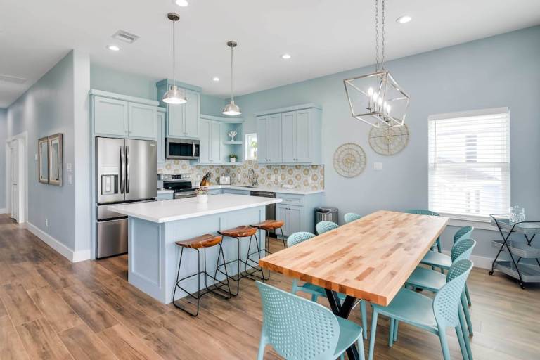 Cottage  Jamaica Beach