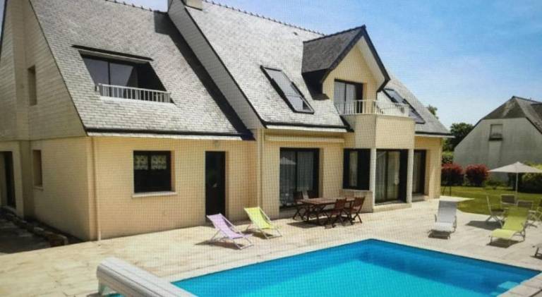 Beautiful villa with pool | Beach nearby | Pets are welcome in Concarneau