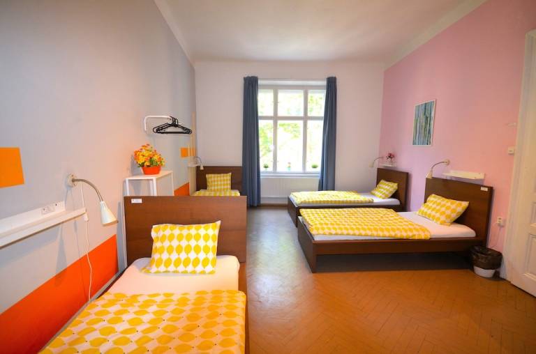 Hostel New Town