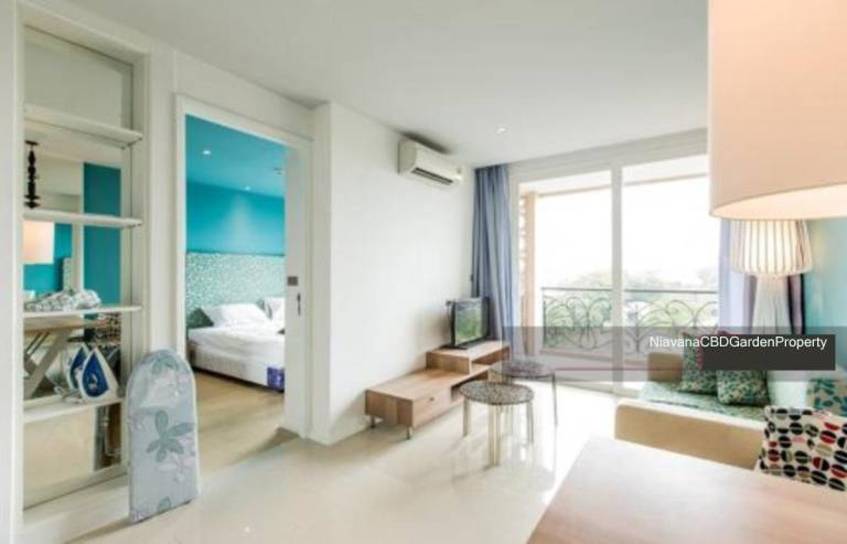 Holiday apartment with jacuzzi, garden & pool | Suitable for remote work — photo 2