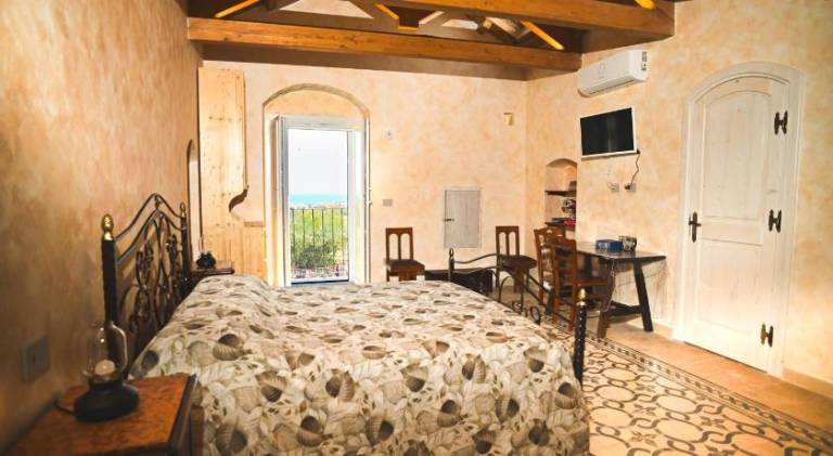 House with 1 room for 4 persons in Manfredonia