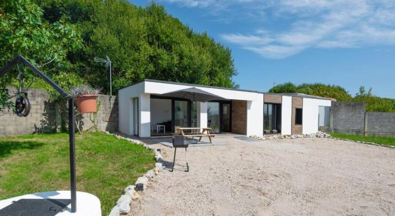House with patio, garden & barbecue in A Coruña