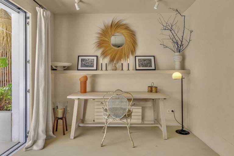 Fully equipped vacation home with pool, yard & patio | Beach nearby | Pets are welcome — photo 3