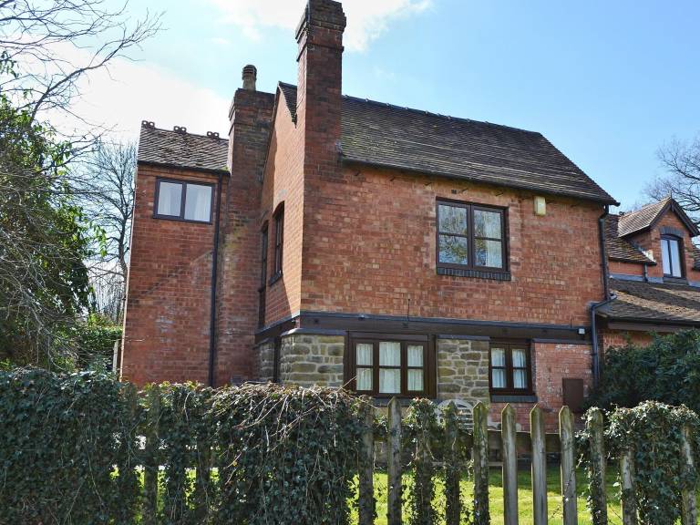Cottage Kidderminster