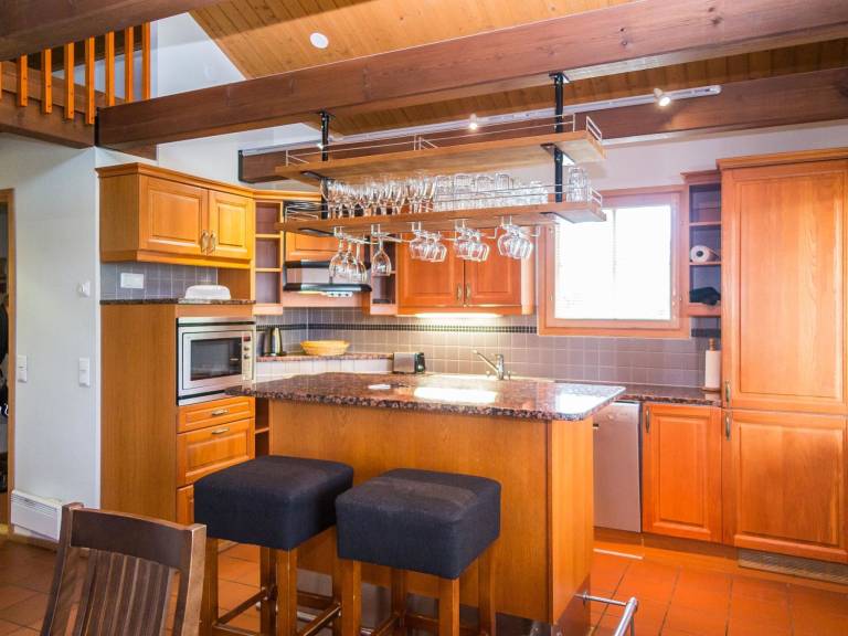 Vacation home with patio & sauna | Nature view — photo 3