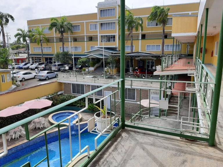 Royal Palm Suite Hotel — photo 5