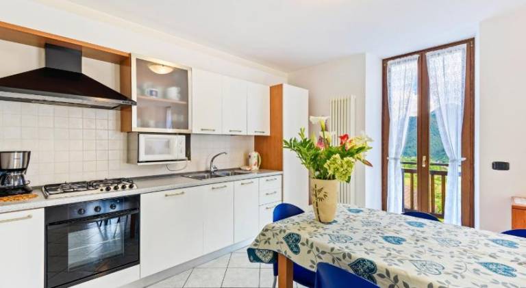 Rental apartment with barbecue & garden — photo 3