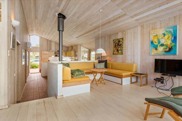 Fully equipped pleasant vacation home with patio, sauna & barbecue | Sea view | Beach nearby | Pet-friendly — photo 5
