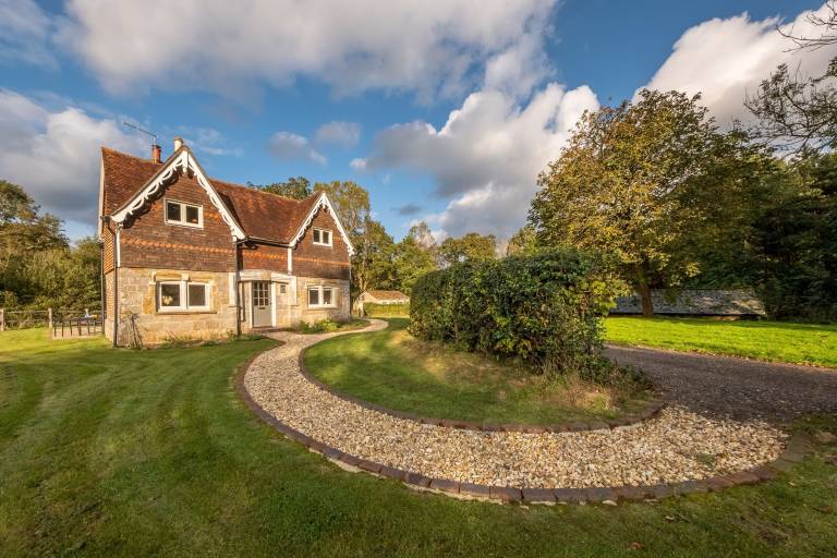 Apartment  Robertsbridge