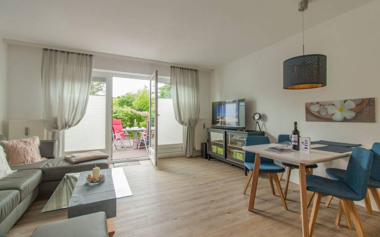 Vacation home with sauna & terrace — photo 4