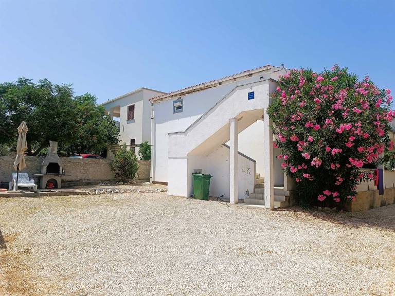 Apartament Vir