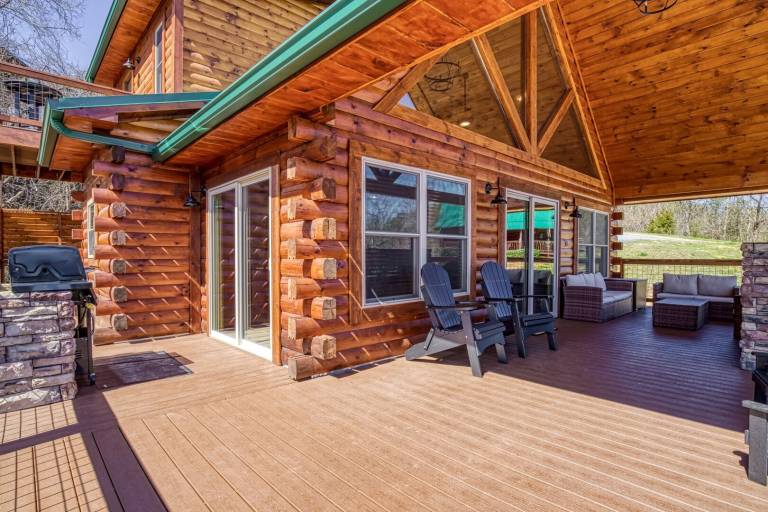 Children-friendly wonderful cabin with private pool & terrace | Pets are welcome — photo 2