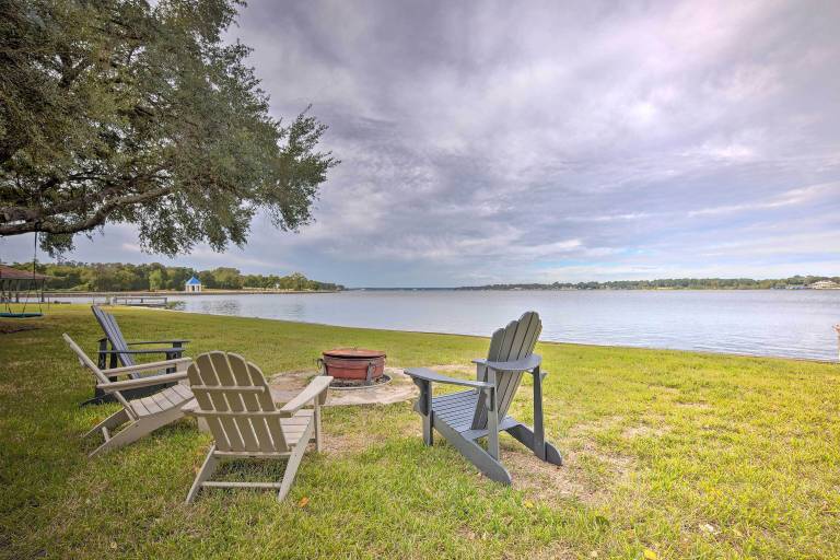 House Lake Conroe
