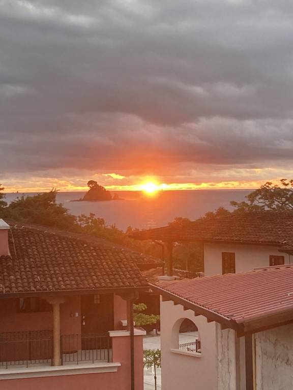 Casa  Las Catalinas
