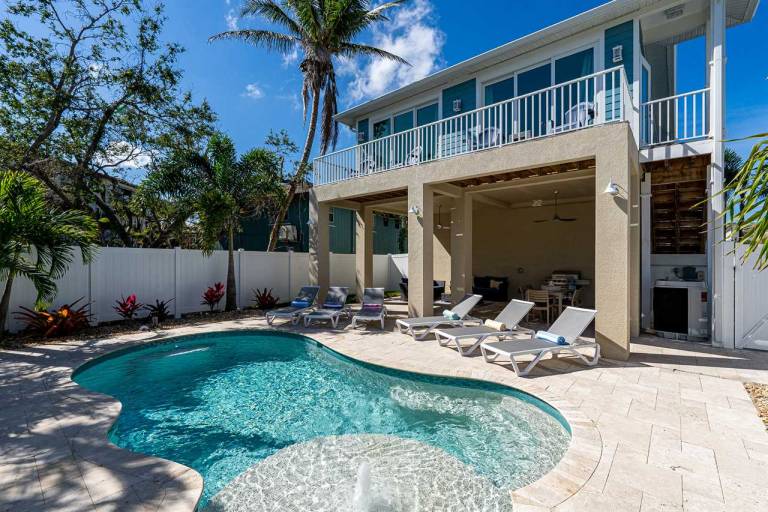 House with private pool & BBQ in Fort Myers Beach, FL