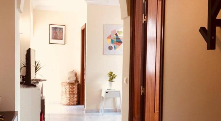 Fully equipped charming apartment with patio, yard & grill | Dogs allowed — photo 5