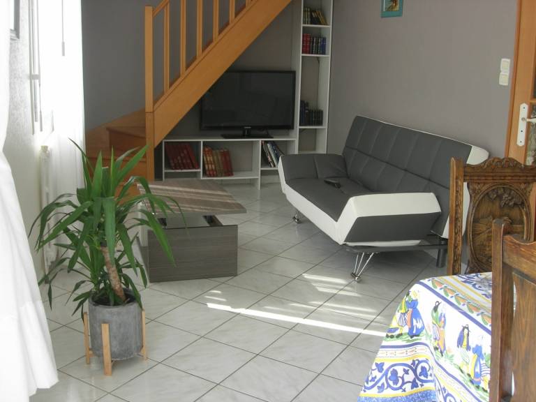Vacation home with garden & BBQ | Beach view — photo 3