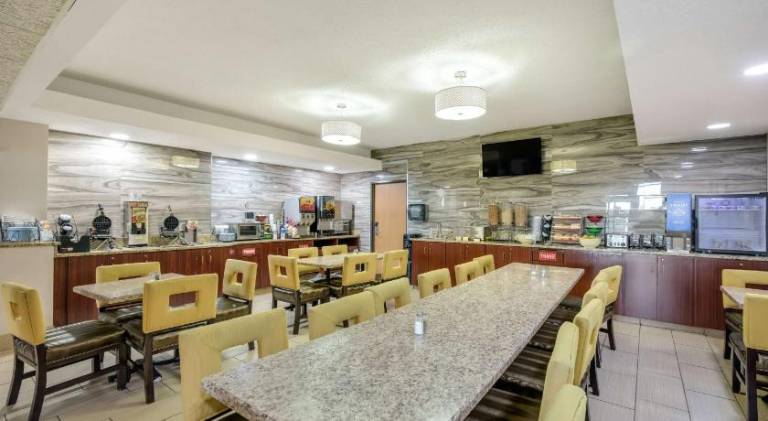 Best Western Waukesha Grand — photo 4