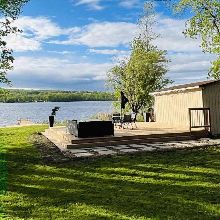 Cottage Sidney