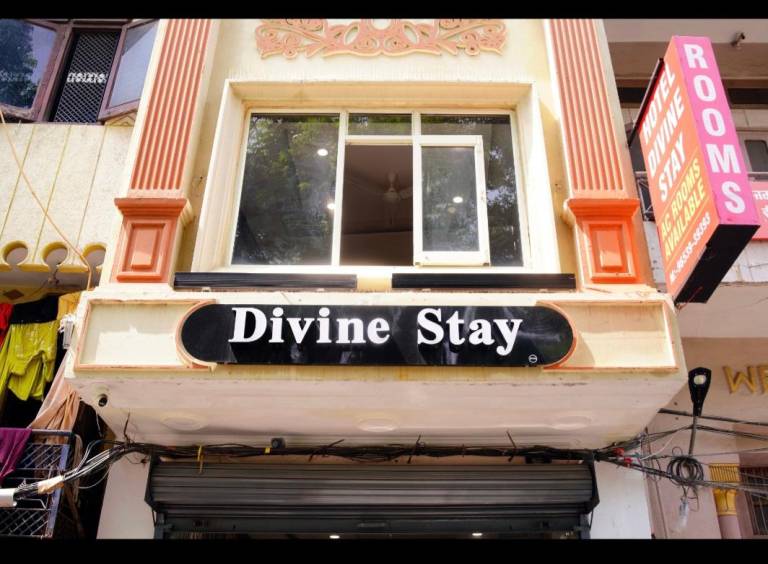 Hotel Divine Stay near Golden Temple in Amritsar
