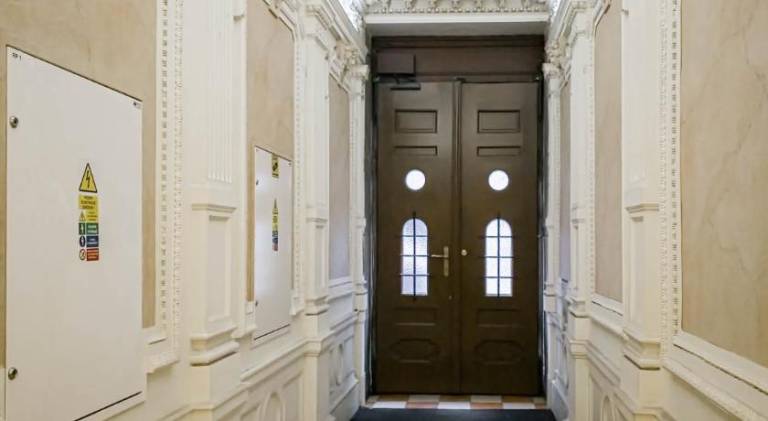Apartment with terrace | Close to Prague astronomical clock | Pets allowed — photo 5