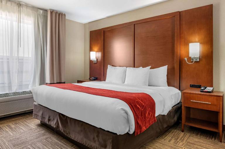 Comfort Suites Urbana Champaign, University Area in Champaign, IL
