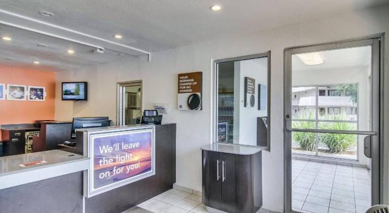 Motel 6 Jacksonville, FL - Orange Park — photo 3