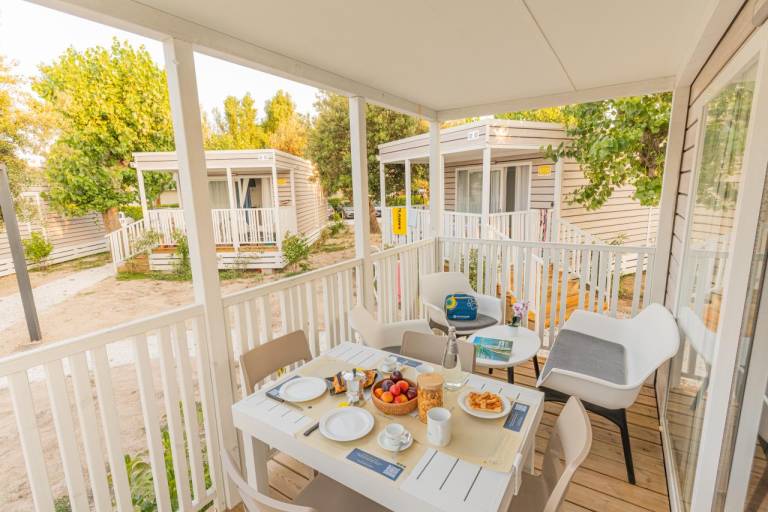 Children-friendly pleasant vacation home with pool, patio & grill | Pet-friendly — photo 3