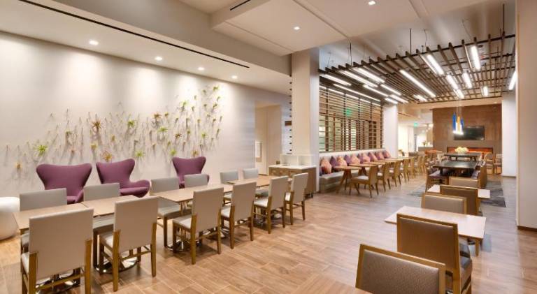 Hampton Inn & Suites Anaheim — photo 4