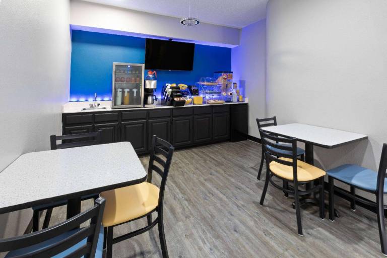 Days Inn by Wyndham North Little Rock/ Maumelle — photo 5