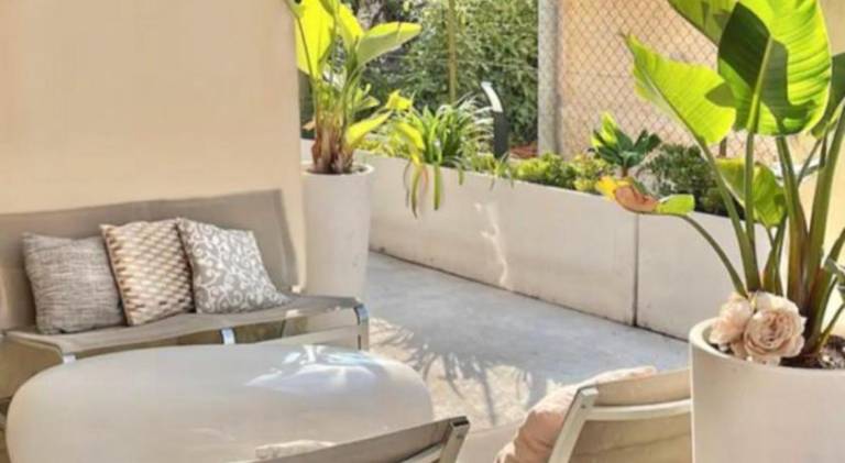 Rental apartment with yard & patio | Suitable for remote work in Biot