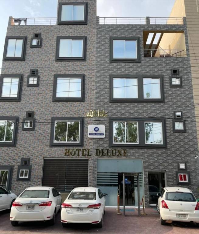 Hotel Deluxe Lahore