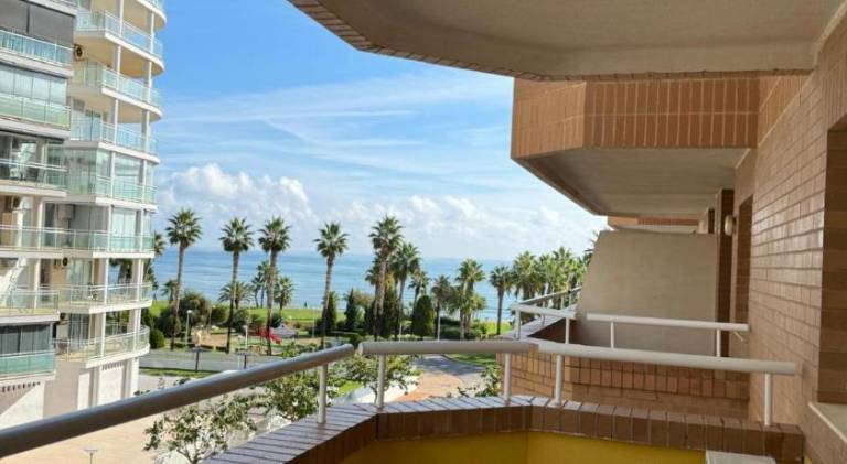 Holiday apartment with pool in Oropesa del Mar